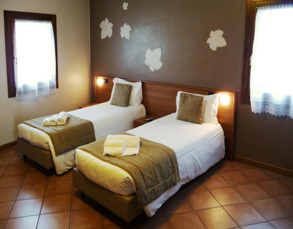Locanda Ai Archi Di Andreola Monica Farra di Soligo Room photo